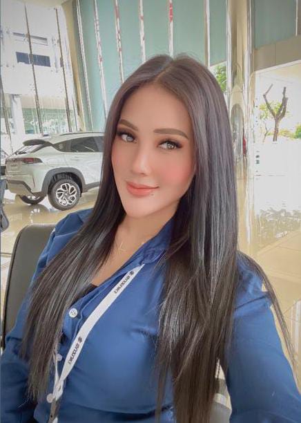 Kiki Wulandari sales Suzuki Tangerang di dealer resmi